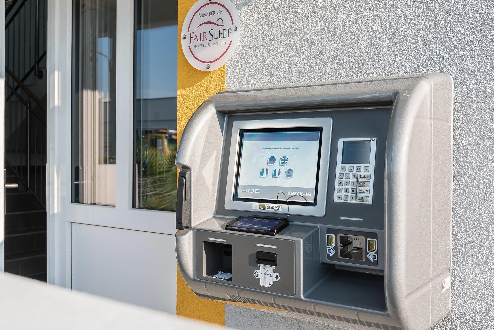 Fairsleep Motel Einstein エルディング エクステリア 写真